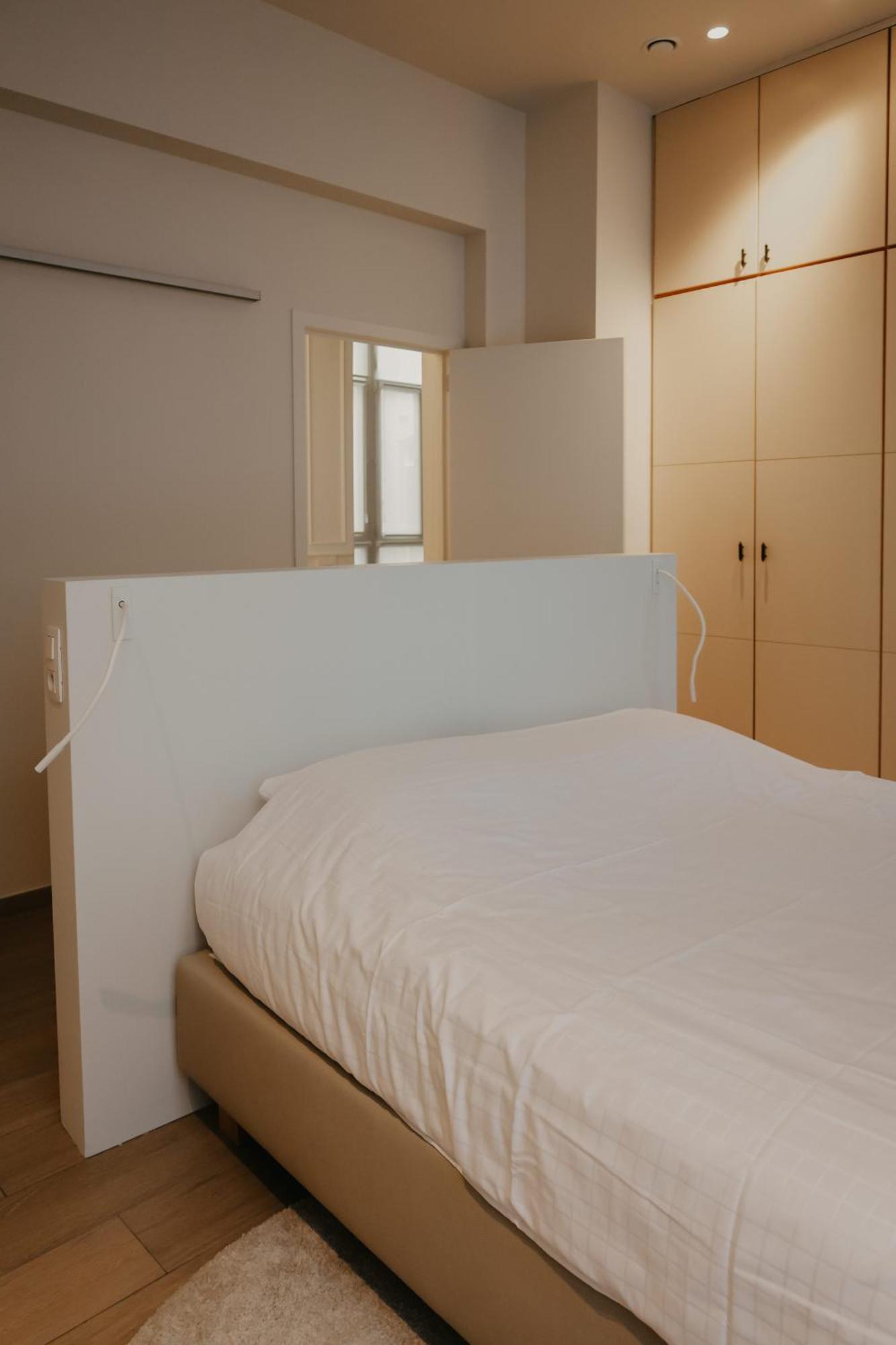 Blue Bird Residence แอนต์เวิร์ป ภายนอก รูปภาพ