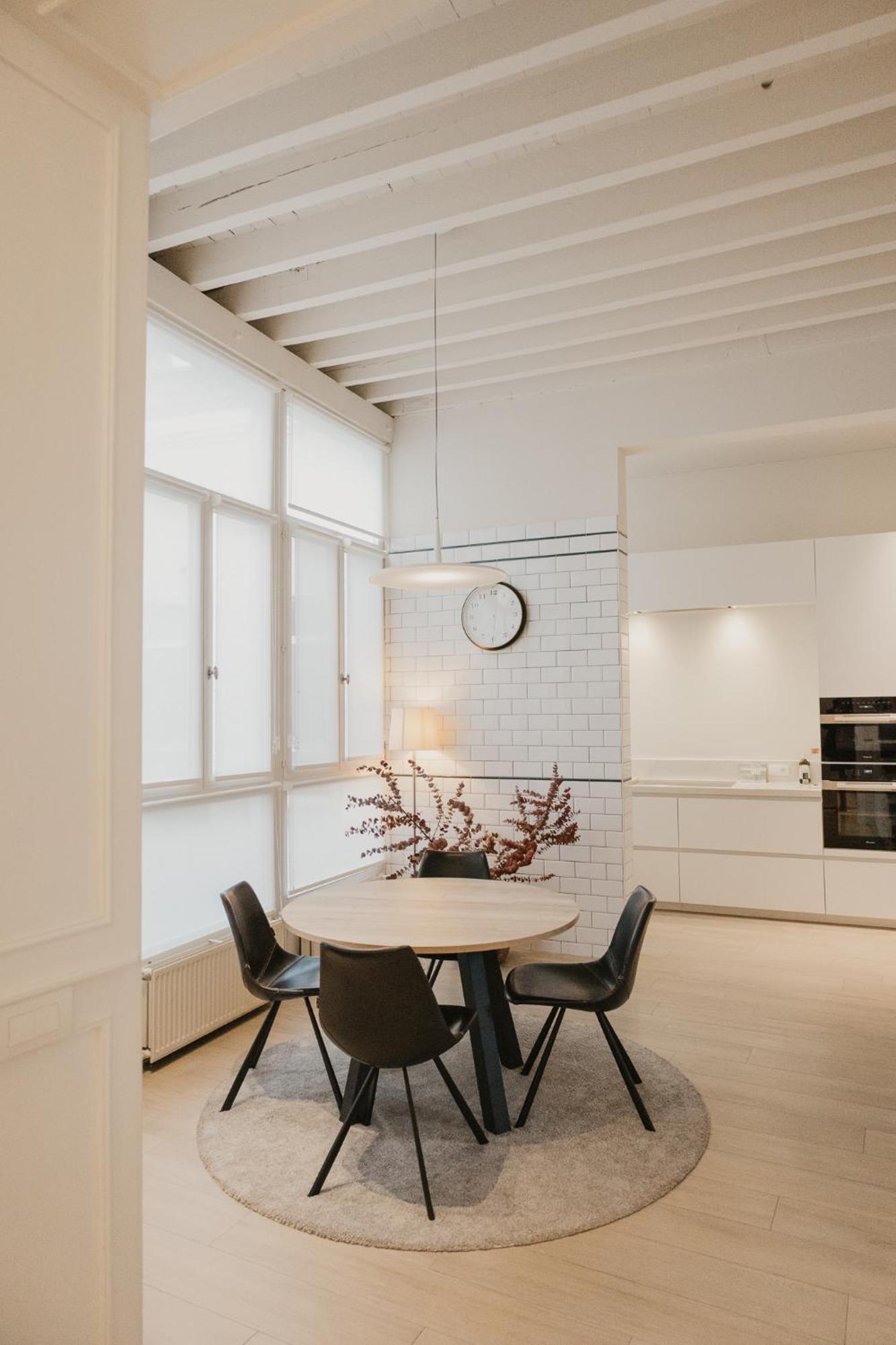 Blue Bird Residence แอนต์เวิร์ป ภายนอก รูปภาพ